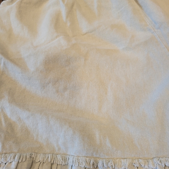 Wonderly Sage Green Linen Blend Ruffle Hem Shorts - Picture 4 of 4